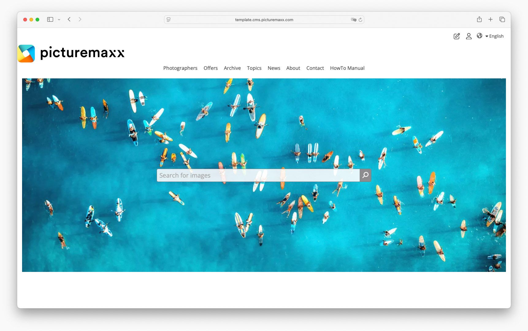 Screenshot of the picturemaxx Drupal demo page, using the Full Height Header 1
